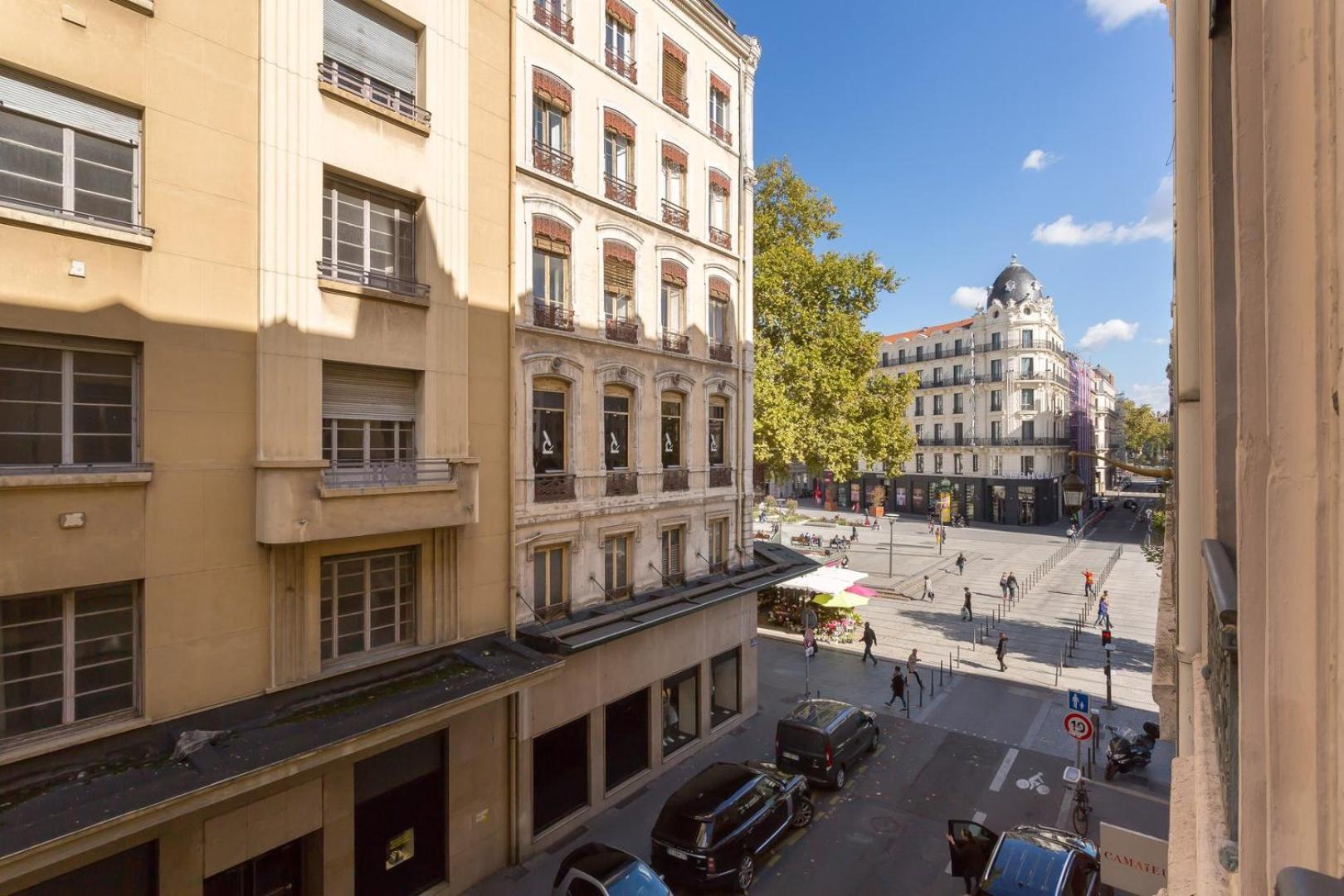 Hallmark - Location T2 - Lyon 2 Dış mekan fotoğraf